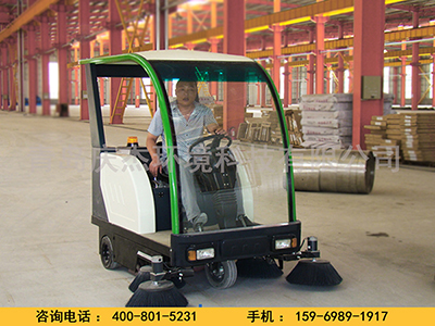 山東電動(dòng)掃地車(chē)廠(chǎng)家為工廠(chǎng)清潔提供方案山東掃地車(chē)